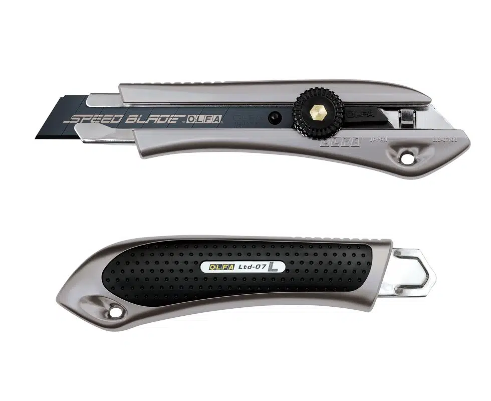 OLFA LTD-L-LFB 18mm Geniş Maket Bıçağı Vidalı Metalik Renk Sert Plastik Kaplama